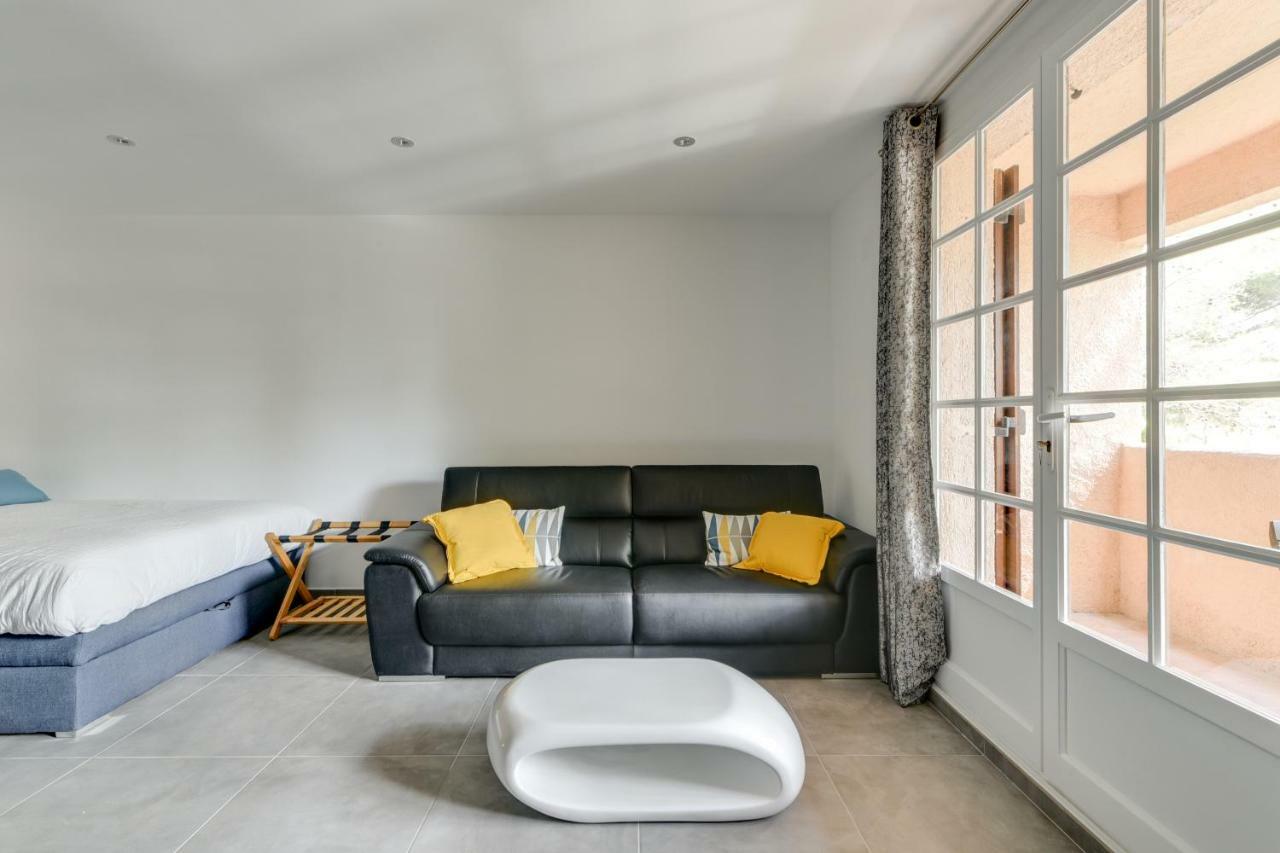 Le Hameau Des Pins Appartement Saint-Raphaël Buitenkant foto
