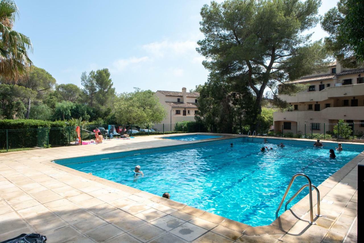 Le Hameau Des Pins Appartement Saint-Raphaël Buitenkant foto